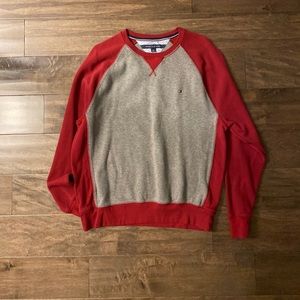 Tommy Hilfiger Crewneck Sweater 📍